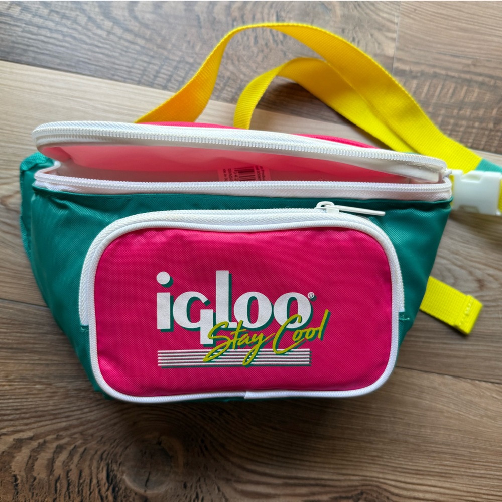 Igloo Retro Fanny Pack